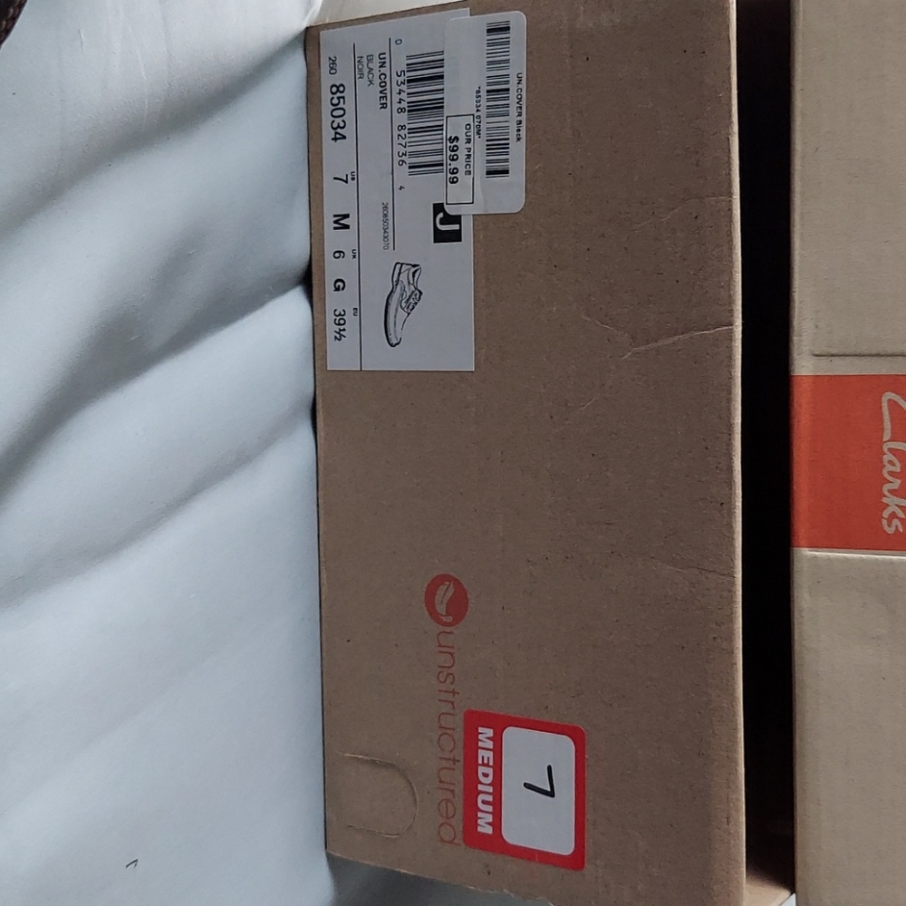 Clarks Unstructured Size 7 Unstructured. - image 2